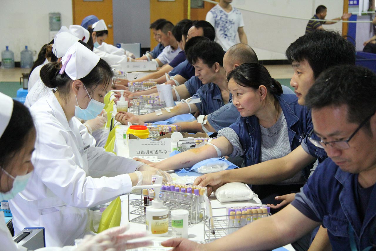送料機廠無償獻(xiàn)血